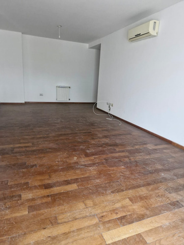 Venta Departamento 2 Dormitorios Casonas Del Golf
