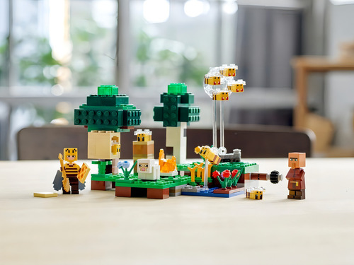Kit De Construcción Lego Minecraft La Granja De Abejas 21165 238