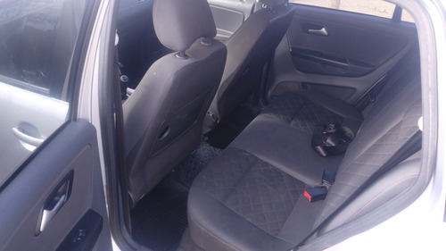 Volkswagen Suran 1.6 Highline 101cv