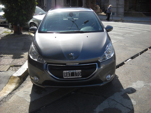Peugeot 208 Feline 2014 1,6 Pack Cuero Gris