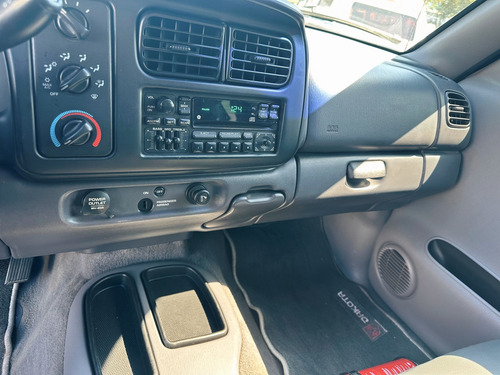 Dodge Dakota 5.2 R/T 4X2 CE V8 16V GASOLINA 2P AUTOMÁTICO