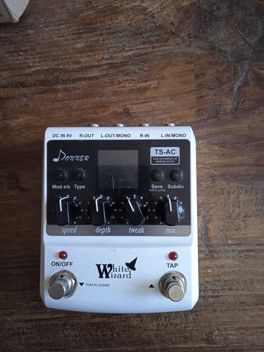 Pedal Multiefecto Donner White Wizard