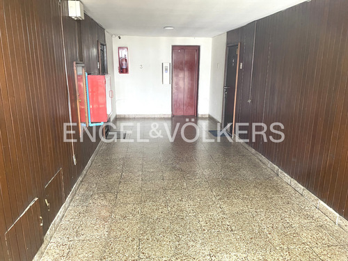 Departamento En Venta En Torre De Flores
