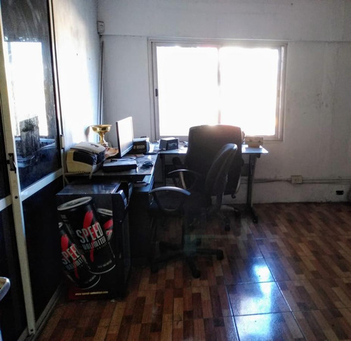 Imagen 7 de 30 de Edificio Galpon Comercial, 4 Dptos 2 Ambientes Y 2 Dptos 3 Ambientes - Venta En Block - Haedo