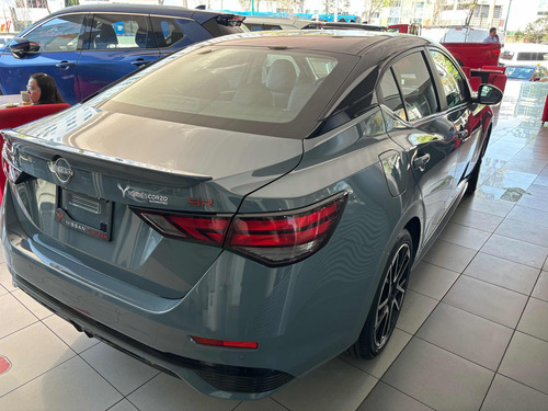 Nissan Sentra 2.0 Sr Platinum Bi-Tono Cvt