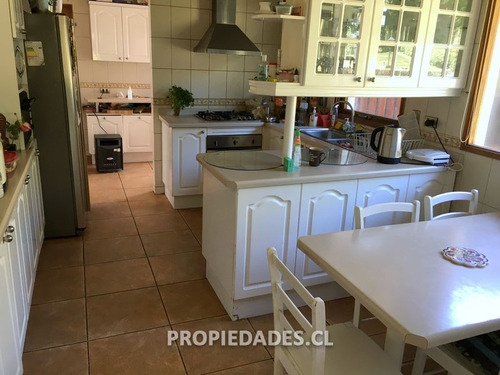 Casa En Condominio En Venta En Lo Barnechea