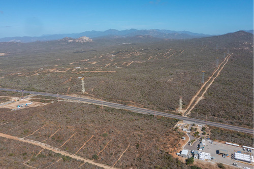 Todos Los Santos-cabo San Luca, Rolling Hills Parcel