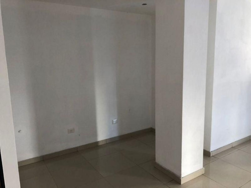 Local En Venta En Villa Luro