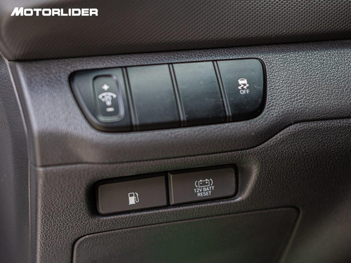 Imagen 14 de 25 de Hyundai Ioniq 1.6 Gdi Hibrido At | Permuta / Financia