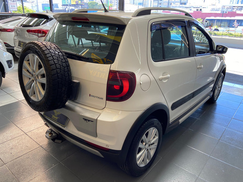 Volkswagen Crossfox 1.6 Vht Total Flex I-motion 5p