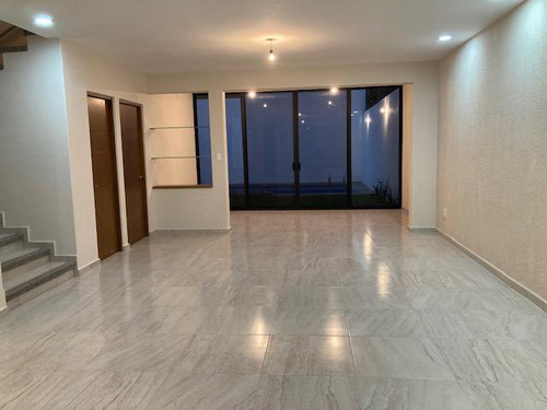 Venta Casa Nueva En Lomas De La Selva - V268
