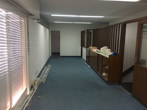 Imagen 10 de 17 de Galpon Con Oficinas En Venta