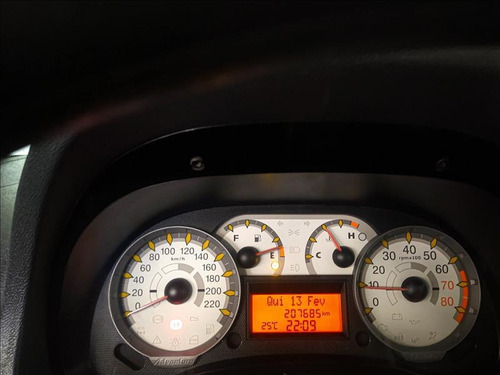 Imagem 5 de 12 de Fiat Strada 1.8 Mpi Adventure Cd 16v