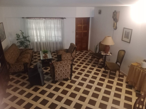 Venta Hermosa Casa Zona Plaza De Las Carretas Estación Muñiz Ubicación De Privilegio