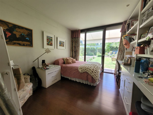 Departamento En Venta Exclusivo De 3d+e+s+ss En Las Condes