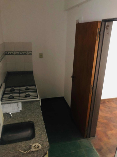 Imagen 8 de 24 de Oportunidad Nueva Córdoba 1 Dormitorio Con Patio Al Corazón Del Edificio Y Sin Inquilino Mira El Video !!