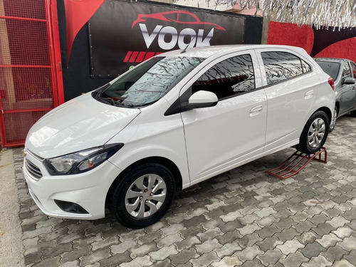 Imagem 1 de 13 de Gm Onix Lt 1.0 2018 1 Parcela Ipva Grátis