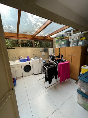 Casa Familiar Remodelada En El Arrayán Con Quincho Y Piscina