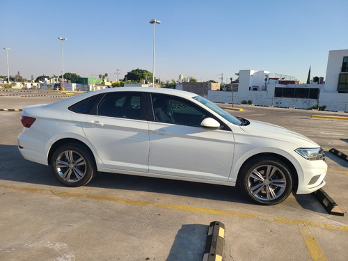 Imagen 3 de 8 de Volkswagen Jetta Comfortline 1.4 Automatico Tiptronic