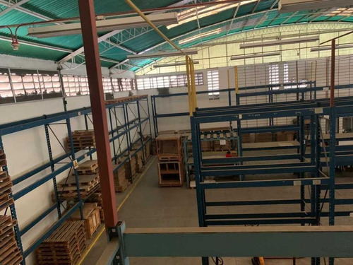 Imagen 4 de 29 de Impecable Galpon Industrial Con Oficinas Listo Para Entrar / 0414-3907836