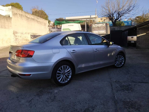 Volkswagen Vento 2.0 Sportline Tsi 200cv Dsg 2011