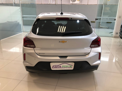 Chevrolet Onix HATCH LT 1.0 12V FLEX 5P MEC.