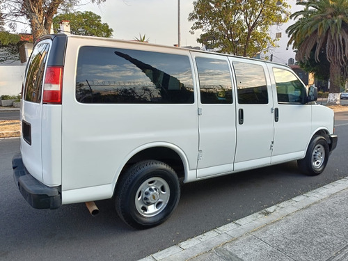 Chevrolet Express 6.0ls D 12 Pas At