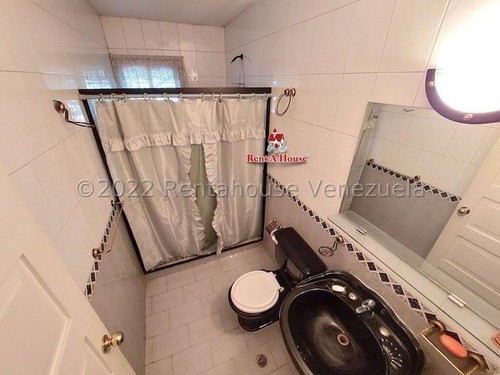 Imagen 15 de 23 de Mayerling Gonzalez Bm Vende Casa Mls #22-27996