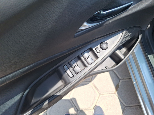 Chevrolet Onix 1.0T Premier L At