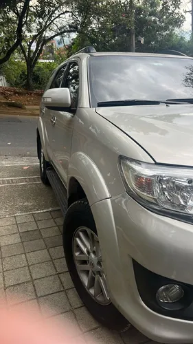 Toyota Fortuner 2.7l 4x2