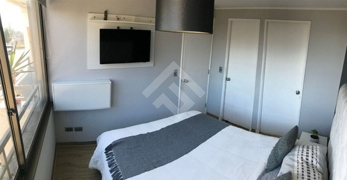 Departamento En Venta De 1 Dorm. En Maipú