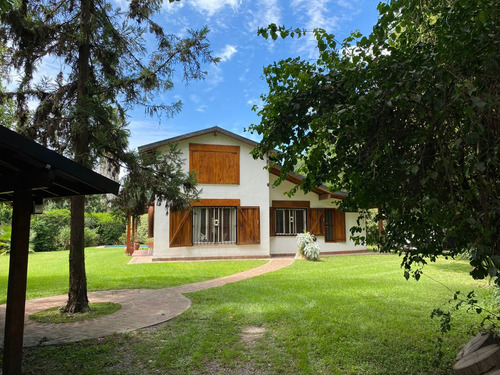 Casa En Venta En Robles Del Monarca, Pilar