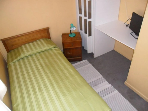 Venta Hostal, Reloj De Flores, Metro, Alvares, Viña Del Mar