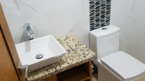 Imagen 6 de 14 de Casa En Santiago Con Piscina En Urb Isabel G