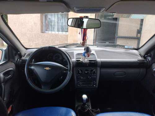Corsa Classic 4p Sedan