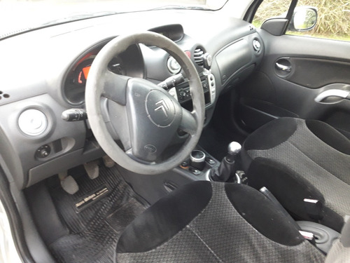 Imagen 11 de 12 de Citroen C3 1,4 Hdi Exclusive