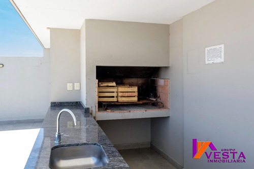 Venta Departamento De Categoria 1 Piso Con Cochera