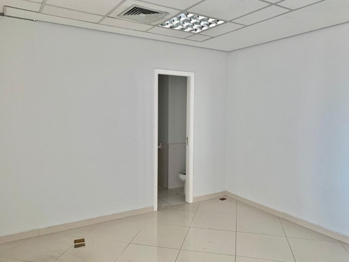 Imagem 3 de 9 de Conjunto No Centro Profissional Morumbi Shopping - Cj1705
