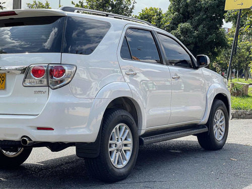 Toyota Fortuner 2015 3.0 Sr5 169 Hp