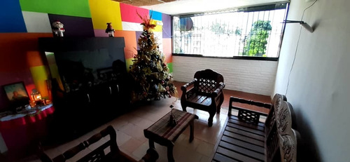 Imagen 10 de 14 de Apartamento En La Urbanización La Esperanza