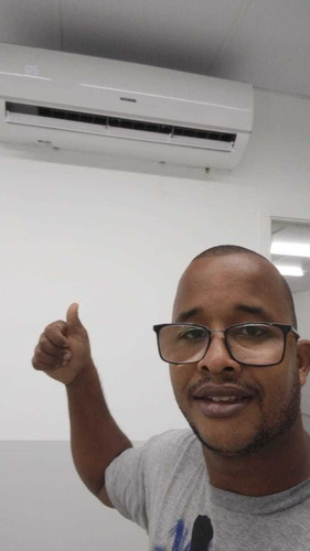 Imagem 2 de 6 de Manuntenção E Instalação Em Ar Condicionado