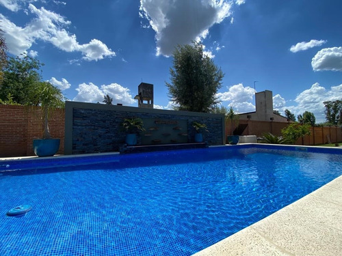 Imagen 4 de 28 de Casa En Venta En Benavidez, Tigre, G.b.a. Zona Norte