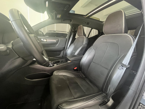 Volvo Outros Modelos XC 40 T-5 HÍBRIDO R-DESIGN 1.5 262CV FWD