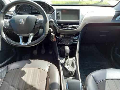 Peugeot 2008 1.6 Feline 2016