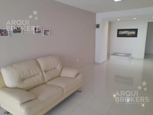 Imagen 12 de 20 de Apartamento Venta De 1 Y 1/2 Dormitorio Con 2 Terrazas Y 2 Garajes En Pocitos