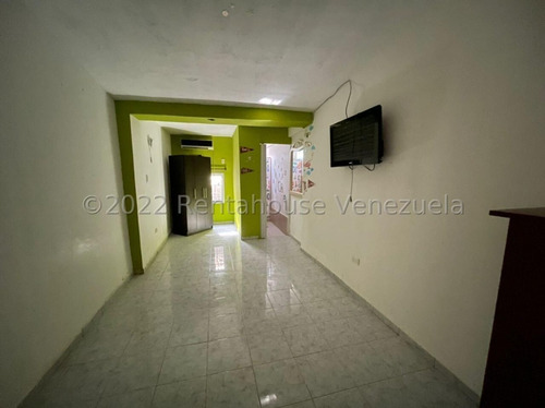 Imagen 6 de 10 de Casa En Venta Ubicada En La Urb. Maraquiva De La Puerta Maraven