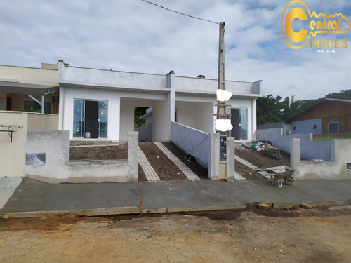 Imagem 1 de 14 de Casa Com 2 Dormitório(s) Localizado(a) No Bairro Nossa Senhora De Fátima Em Penha / Penha - 729