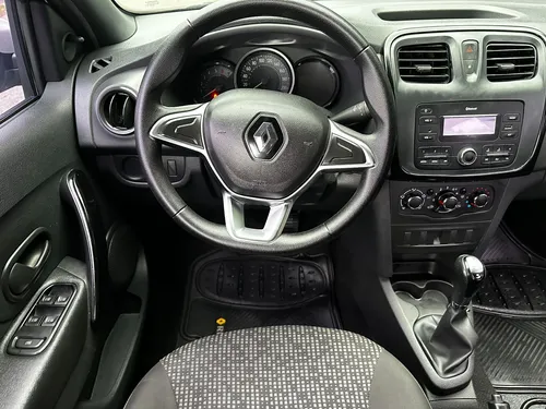 Renault Logan 1.6 Expression / Life +