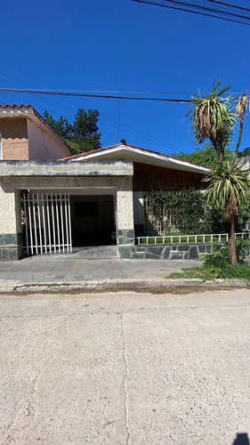 Venta Casa Rio Ceballos 3 Dormitorios