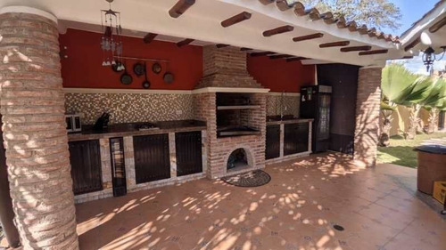 Imagen 5 de 27 de Belkliag/ Vende Espectacular Casa Amoblada, Equipada En La Lopera Conj Cerrado En San Diego Valencia(lrier)
